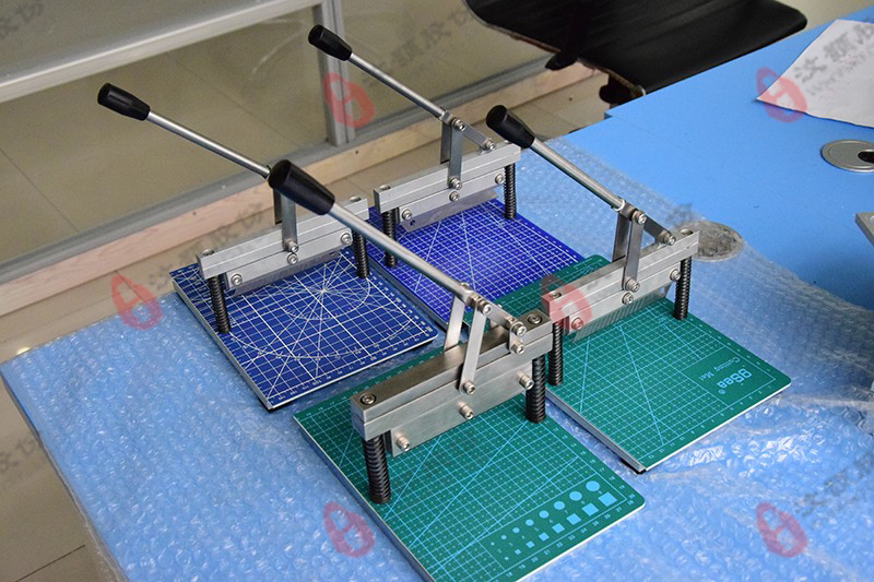 PDMS芯片切割机效果图