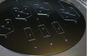 微流控SU-8光刻胶烘烤