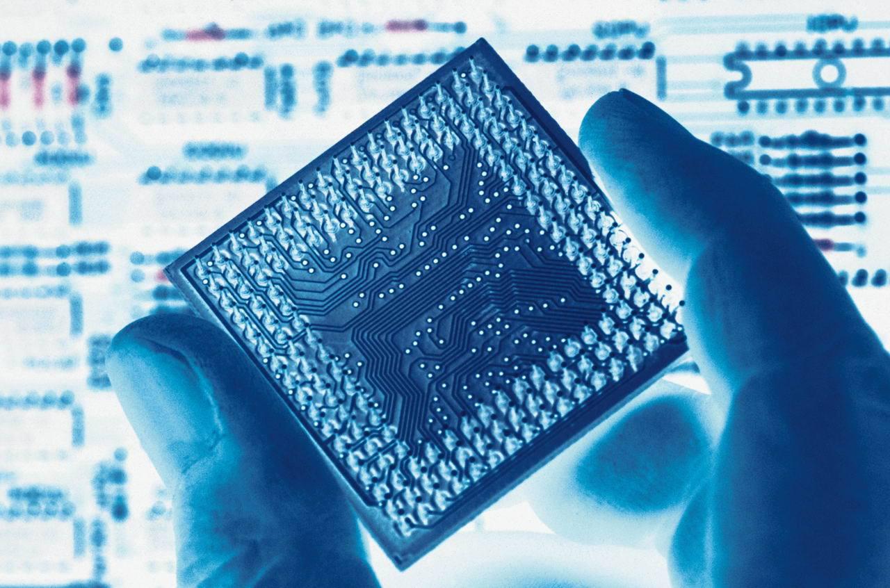 模拟血液视网膜屏障的微流控芯片