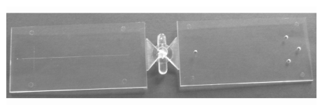 图1微流控芯片塑件排布图