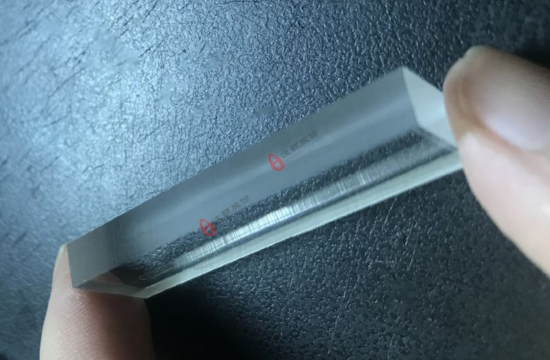 PDMS芯片边缘切割效果图2