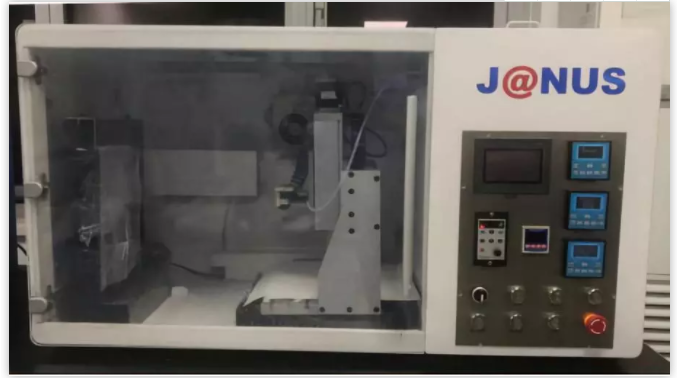 图1. 微流体气喷纺丝机